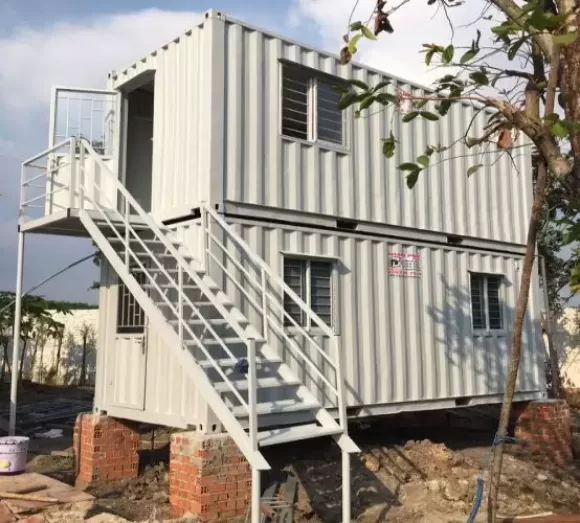 CONTAINER