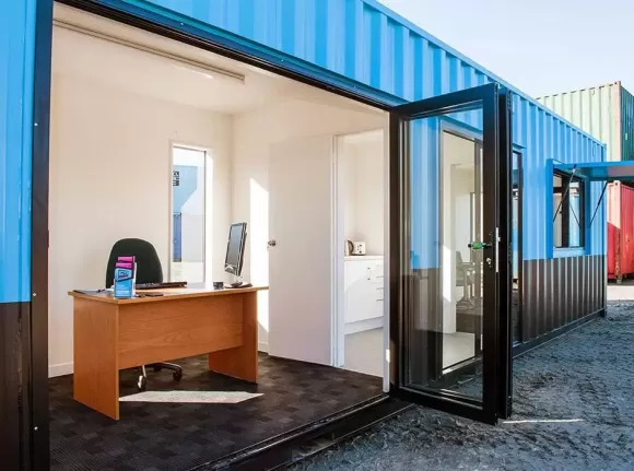 CONTAINER